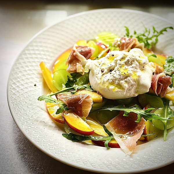 Fresh Burrata Salad with Seasonal Stone Fruits and Prosciutto