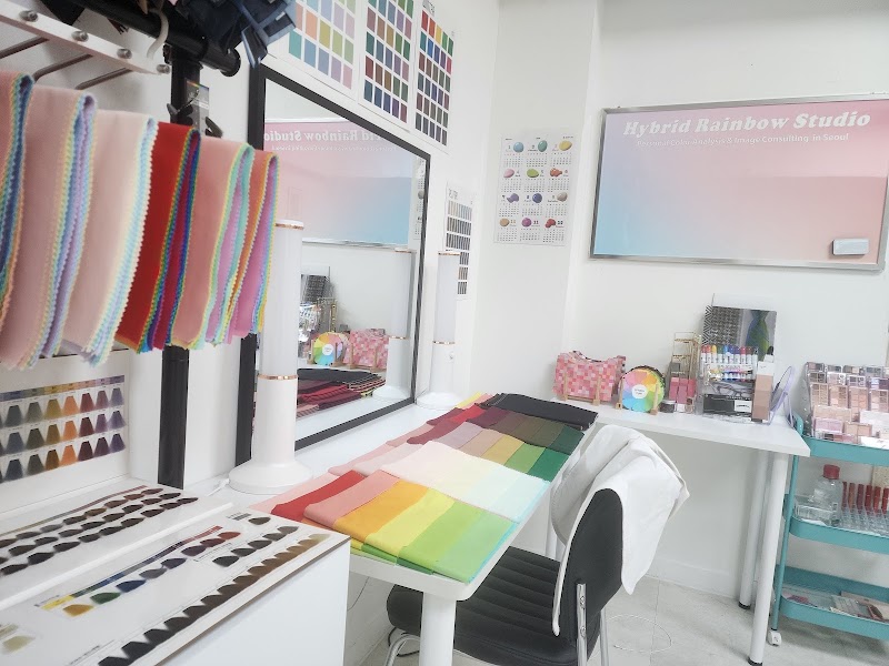 Hybrid Rainbow Studio