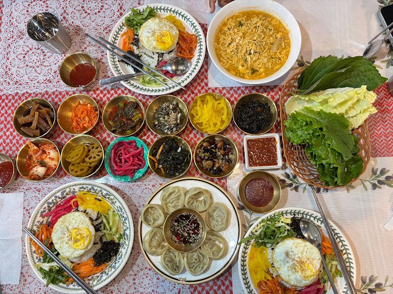 Bibimbap and Ramen spread