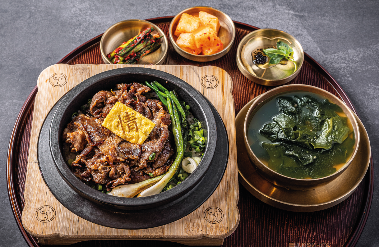 Korean beef sotbap set served in cast-iron pot