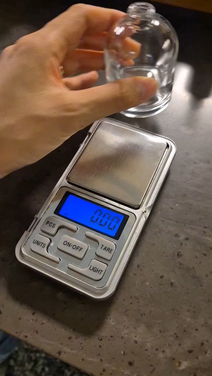 Precision scale