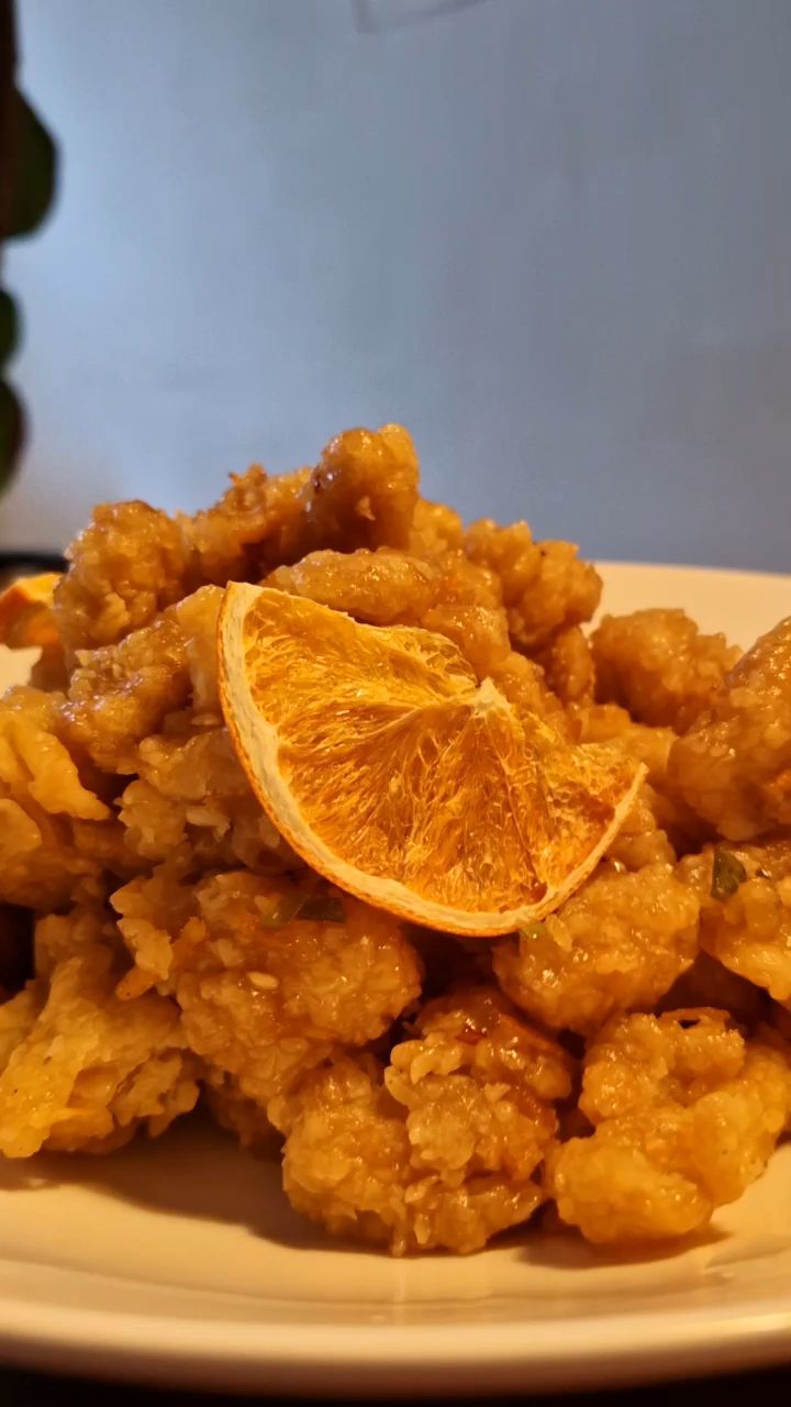 오렌지 치킨 메뉴 상세 비주얼